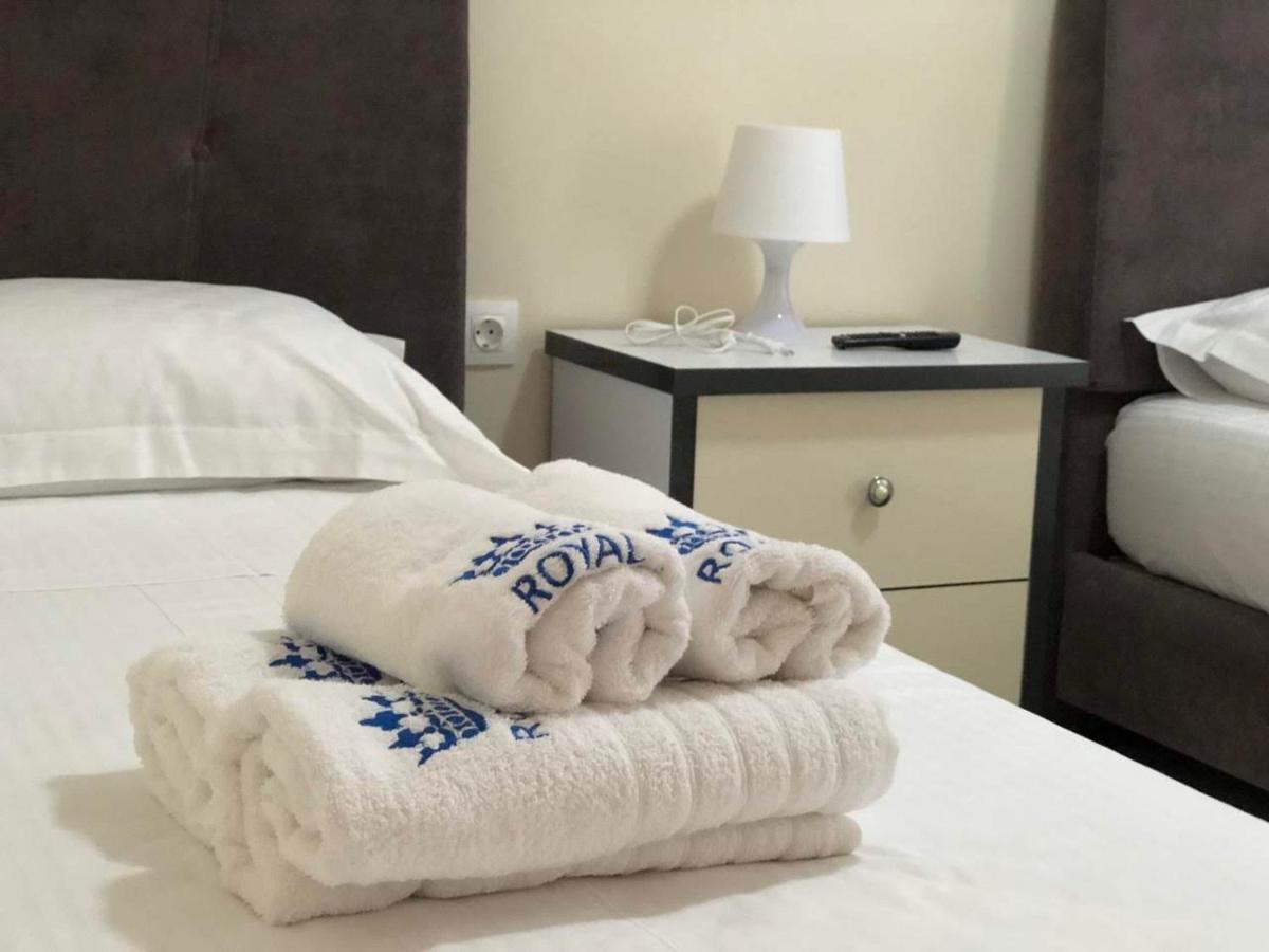 Himara Royal Hotel Extérieur photo